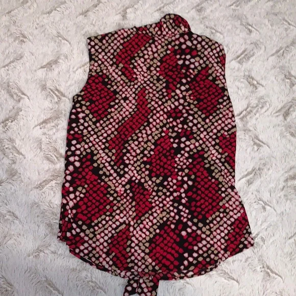 NWT - Calvin Klein Blouse - Picture 4 of 4